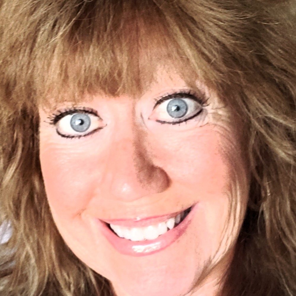 Meet your Posher, Dana